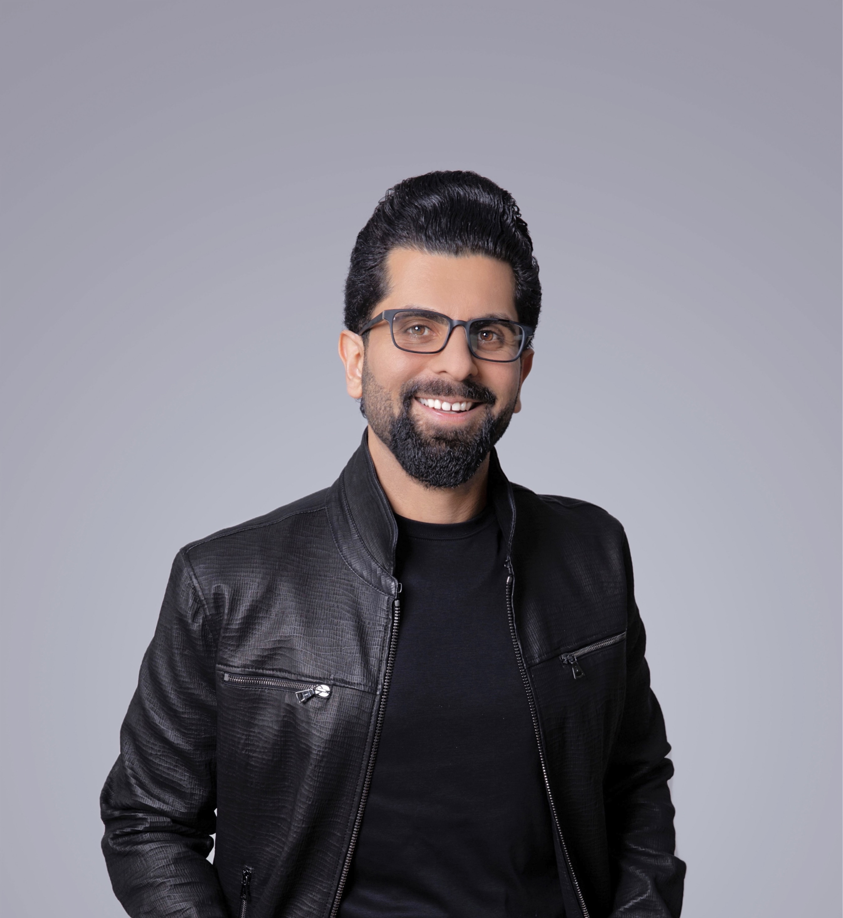 Farshad Yousefi Farshad Yousefi